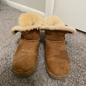Ugg classic cuff mini boot
